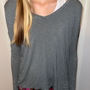American Eagle Long Sleeve Soft and Sexy Blouse
